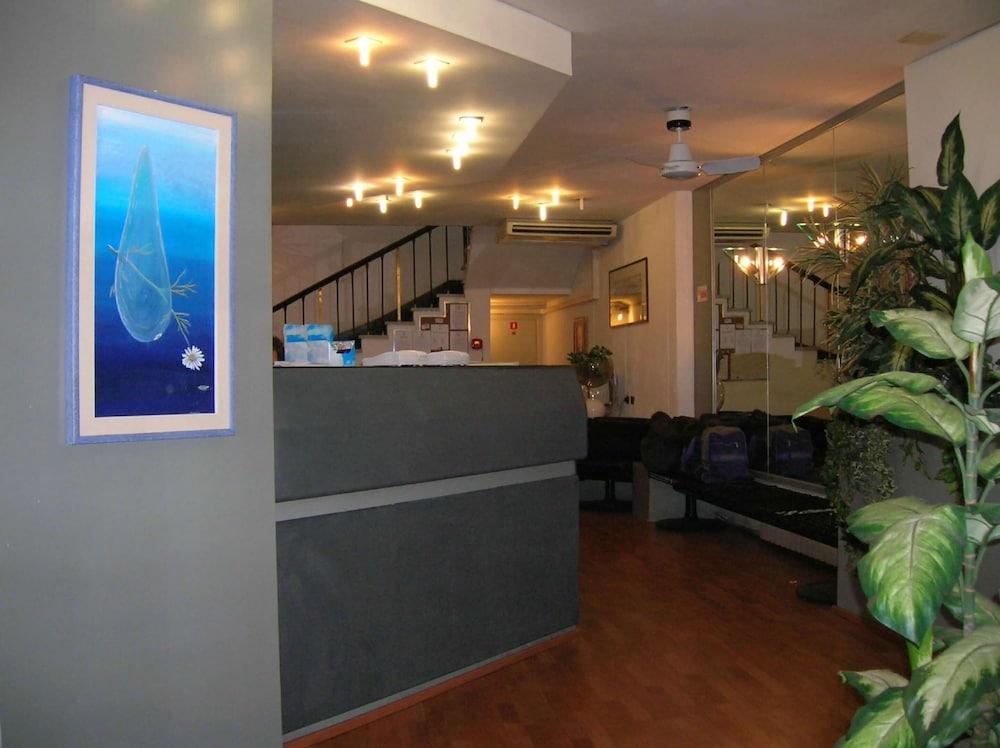 Giappone Inn Parking Hotel Livorno Exterior photo