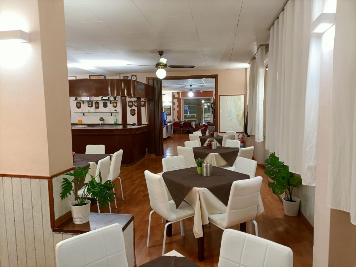 Giappone Inn Parking Hotel Livorno Exterior photo