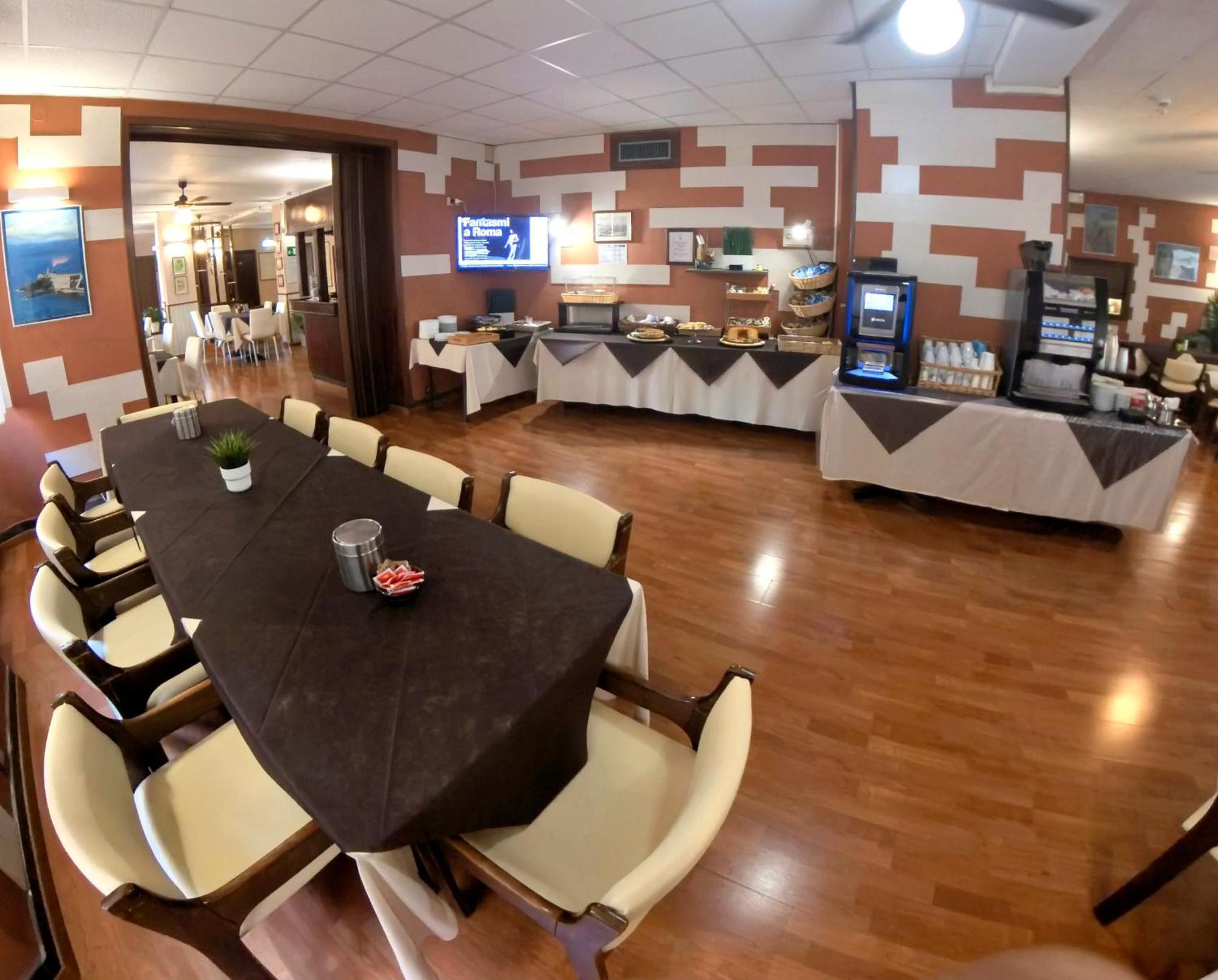 Giappone Inn Parking Hotel Livorno Exterior photo